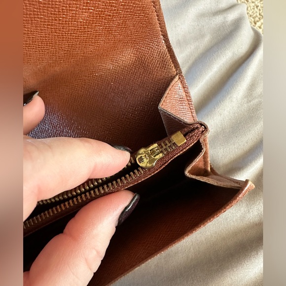 Louis Vuitton small wallet & coin pouch - Picture 3 of 14